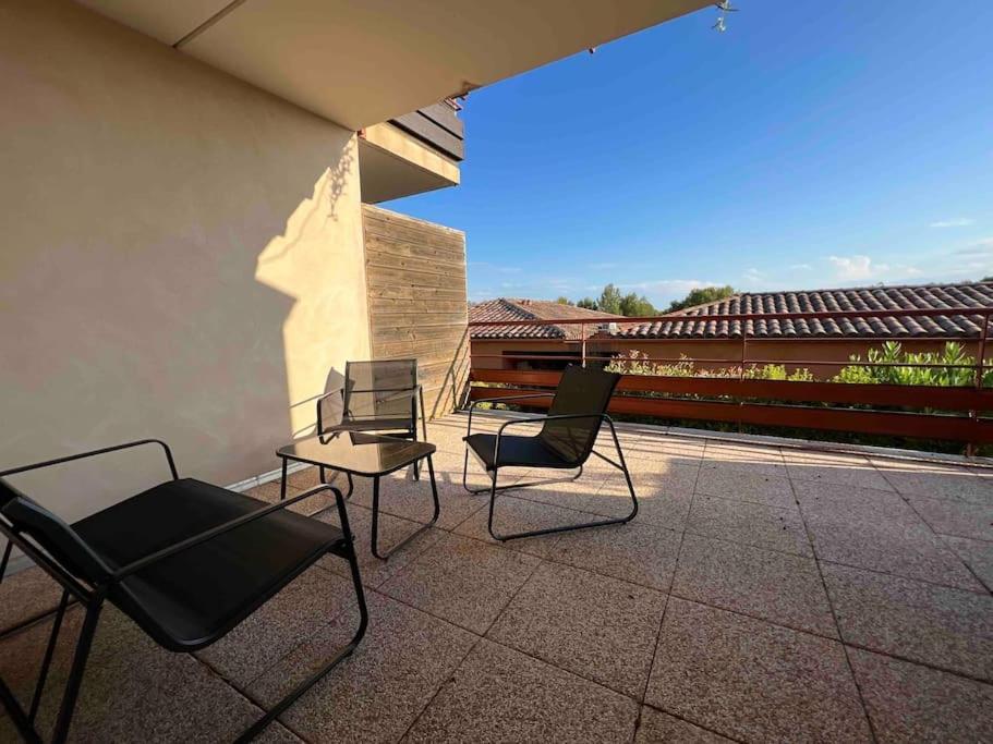 Appartement App Le Golf T3 Terrasse Wifi Pkg à Béziers Extérieur photo