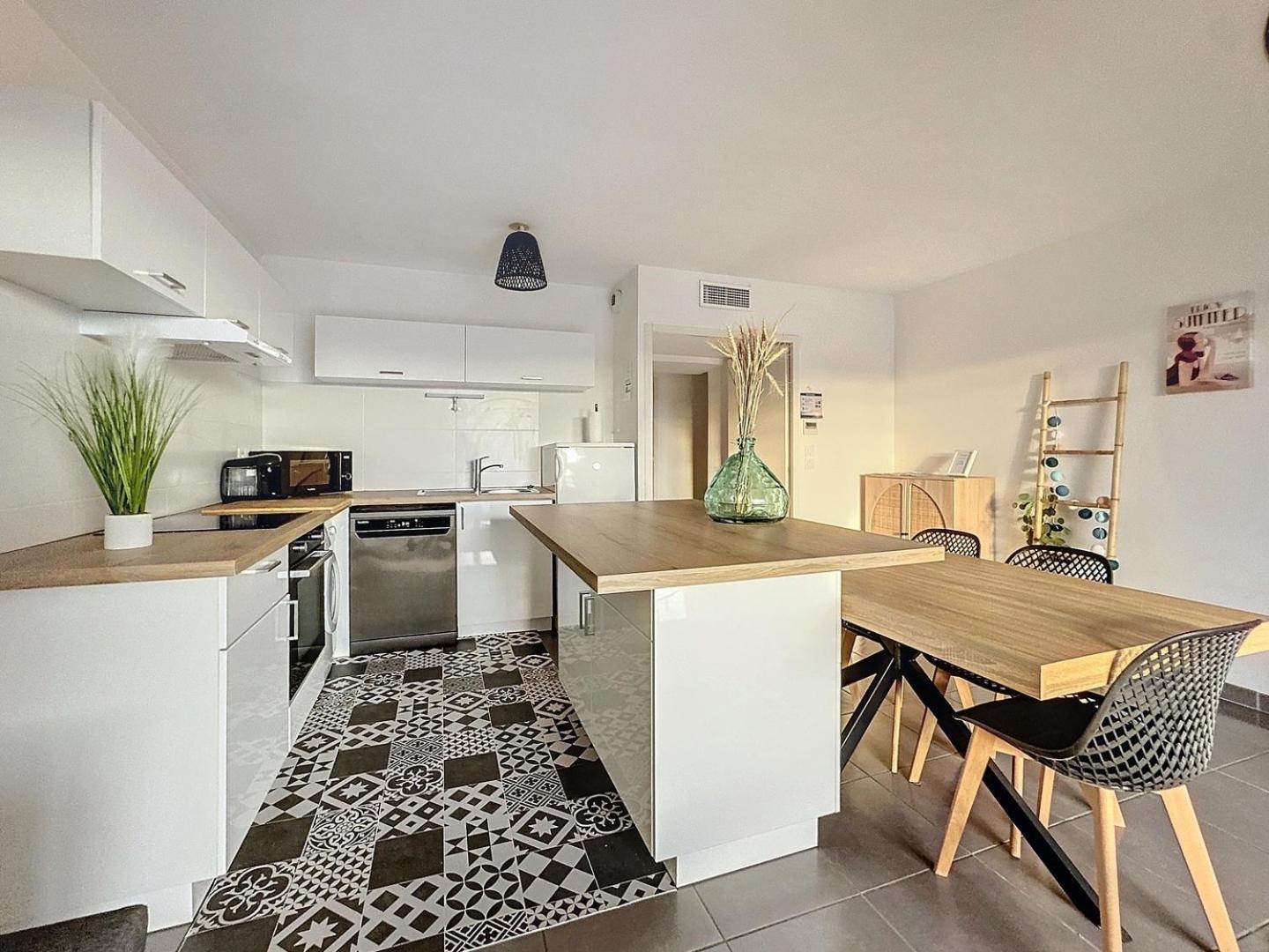 Appartement App Le Golf T3 Terrasse Wifi Pkg à Béziers Extérieur photo